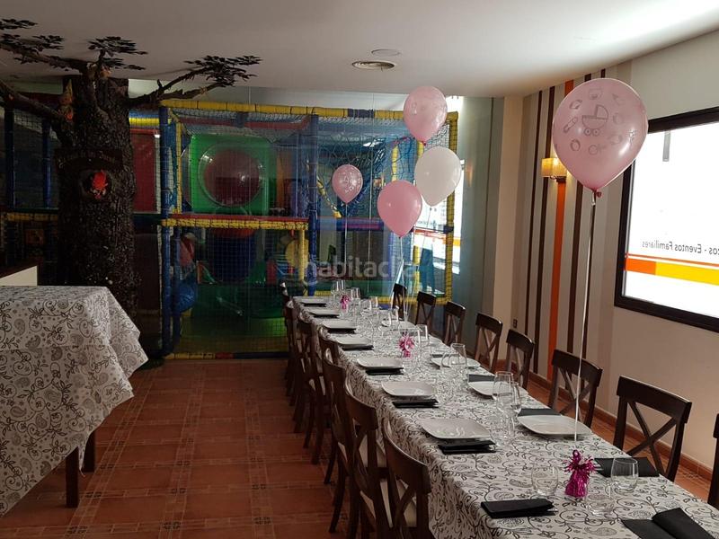 Foto b218cca3-f770-44c0-ac32-85f737faae67. Alquiler local comercial restaurante en pleno funcionamiento con parque para niños en Alzira