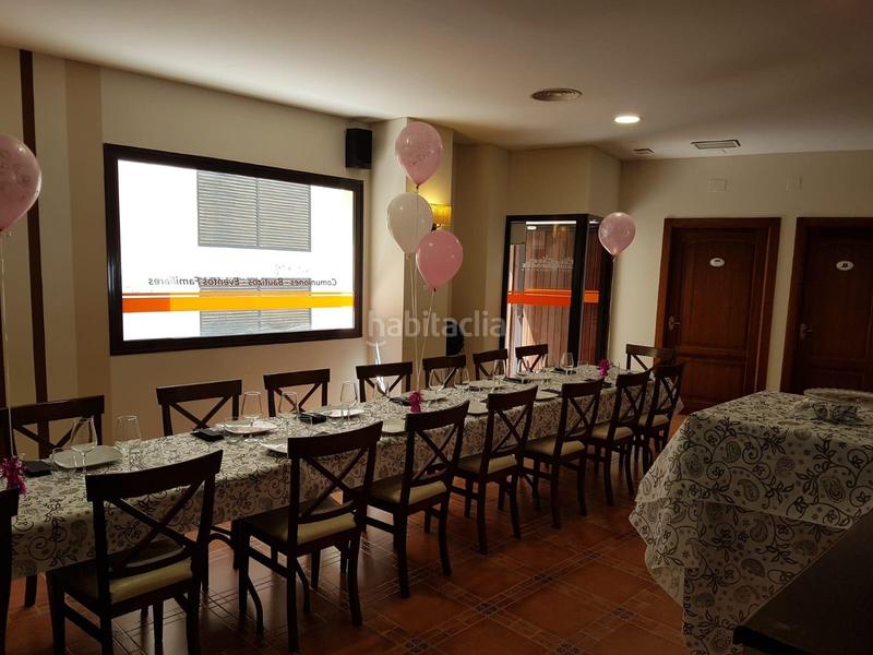Foto cd70b59e-10cc-4a8f-ac19-8b831ef42196. Alquiler local comercial restaurante en pleno funcionamiento con parque para niños en Alzira