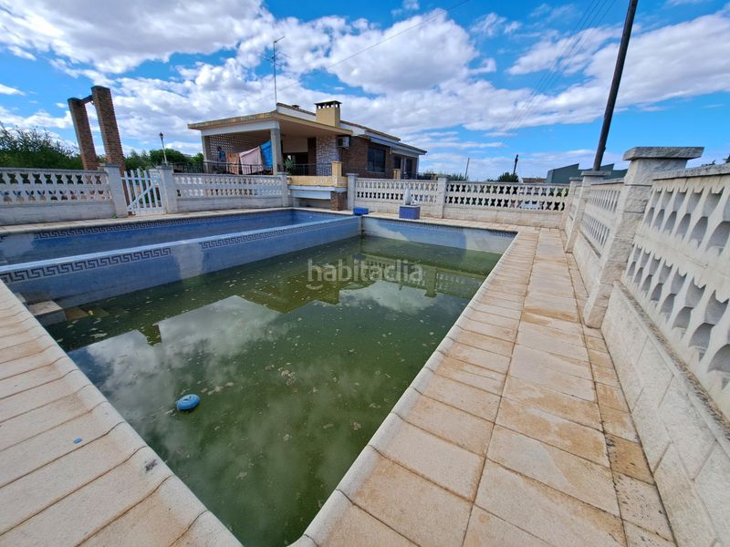 Foto 9f0414a5-d470-4180-bccf-d4a95e372042. Masia amb aparcament piscina a Pobla Llarga (la)
