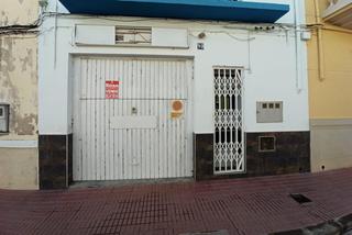 Local Comercial a Corbera. Se vende almacén en el centro de corbera