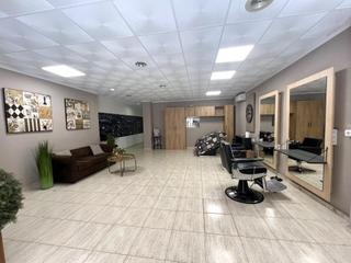 Lloguer Local Comercial a Pere Morell - Alborxí. Amplio local comercial en el centro de alzira