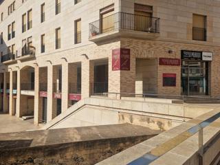 Local commercial à La Vila. Local para restaurante en venta en pleno centro de alzira