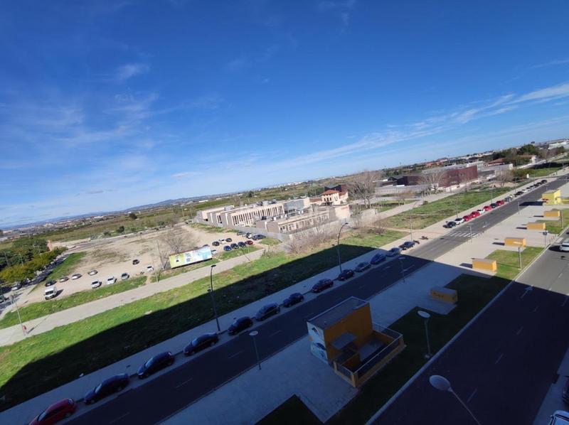 Foto 8849b754-f3b6-49c9-8315-dd7b6acb0aea. Aparcament cotxe a Tulell Alzira