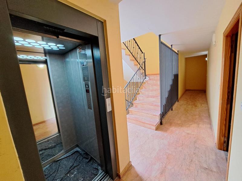 Foto 98f843a5-e53e-48fb-b8d9-f654f1837cf2. Ático estupendo atico en venta en zona centro en Sants Patrons Alzira