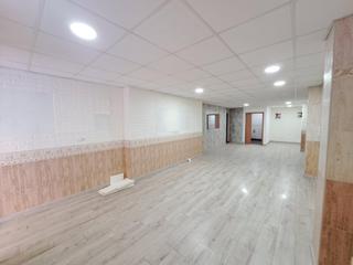 Affitto Locale commerciale in Pere Morell - Alborxí. Local comercial situado en calle comercial junto a plaza reino