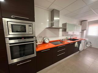 Pis a Grau de Gandía-Marenys de Rafalcaid. Piso de 3 habitaciones y plaza de garaje en el grau de gandía