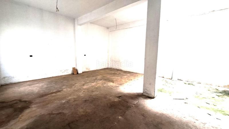 Foto 4d84ea4c-f36e-44dc-a6be-f8bc16e467a9. Local comercial  en zona avenidas en Carcaixent