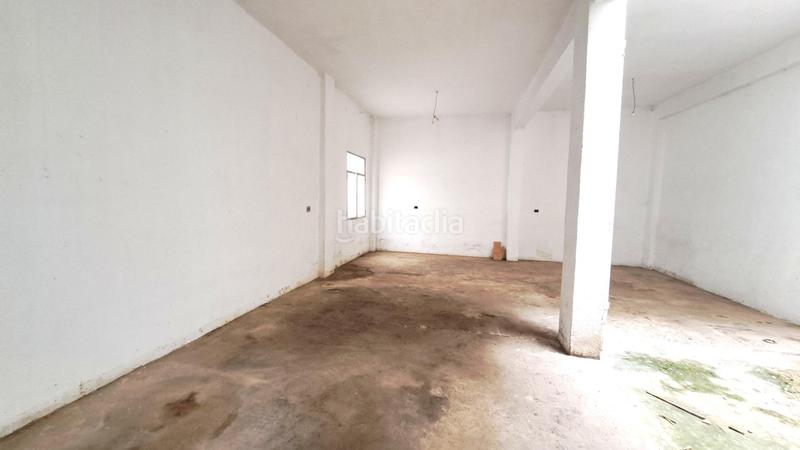 Foto 78319bf0-396f-4168-a675-6d6a1a88ec6e. Local comercial  en zona avenidas en Carcaixent