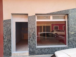 Local Comercial en Alquenència - Venècia