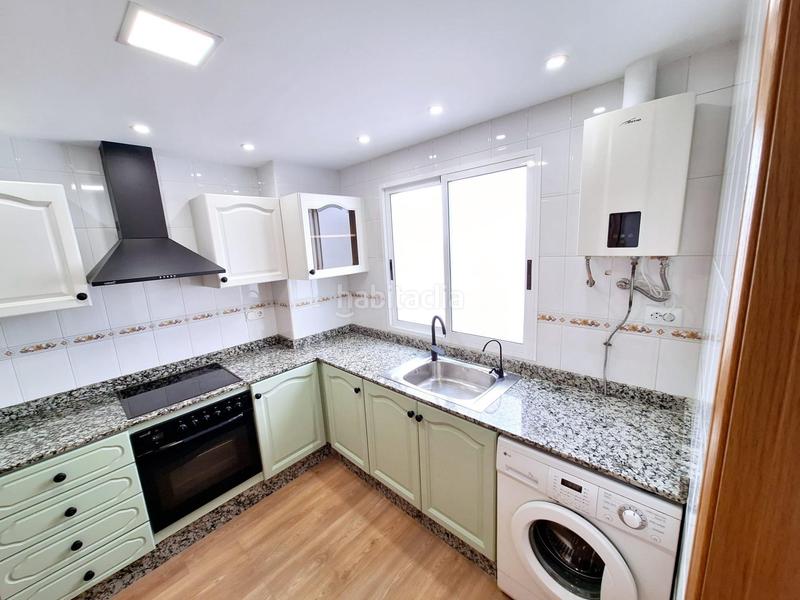 Foto 075a9870-691d-4a49-8053-a1891606e602. Rent flat in Carcaixent