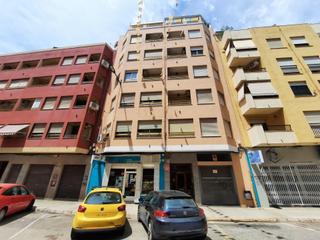 Pis en Pere Cresp. Piso en venta en zona pere crespi