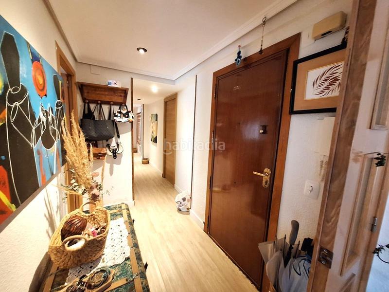 Foto 0fa08a8c-831e-44a0-ad33-842059431684. Piso  semireformado en venta zona avenidas en Carcaixent