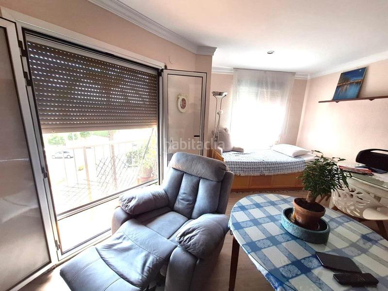 Foto d702f2cf-4b8d-4077-8e36-f640ab16cf1c. Piso  semireformado en venta zona avenidas en Carcaixent