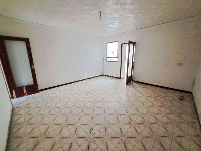 Foto 42b0623e-d7a1-4919-9863-f110d9e4284c. Casa se vende casa para reformar cerca del parque pere crespi en Alzira