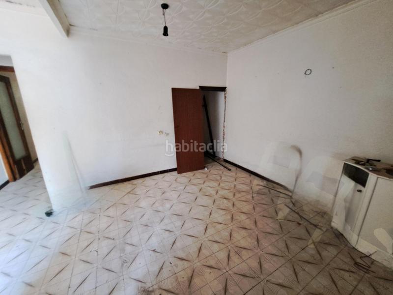 Foto e31b7621-24d6-443c-b730-d1489dbe494b. Casa se vende casa para reformar cerca del parque pere crespi en Alzira