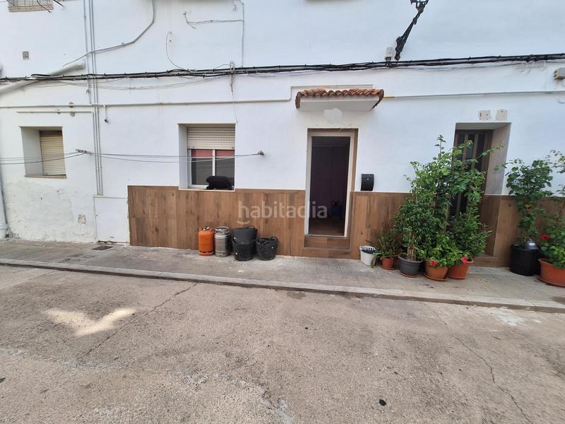 Foto b098a9b9-96ca-488d-8111-8a1504ba3a30. Planta baja acogedora planta baja zona santa bárbara en Carcaixent