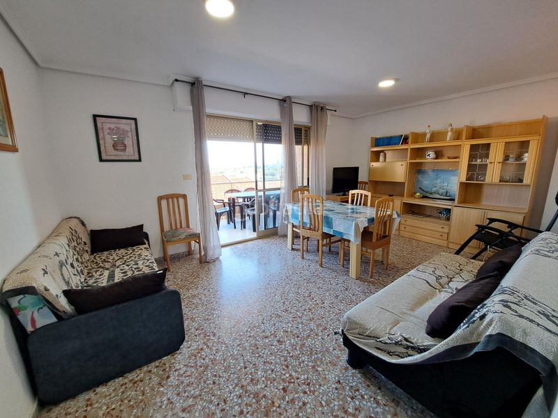 Foto bf591774-1bab-4f2b-b7ea-7ed848b2ef23. Apartament amb aparcament a Les Palmeres Sueca