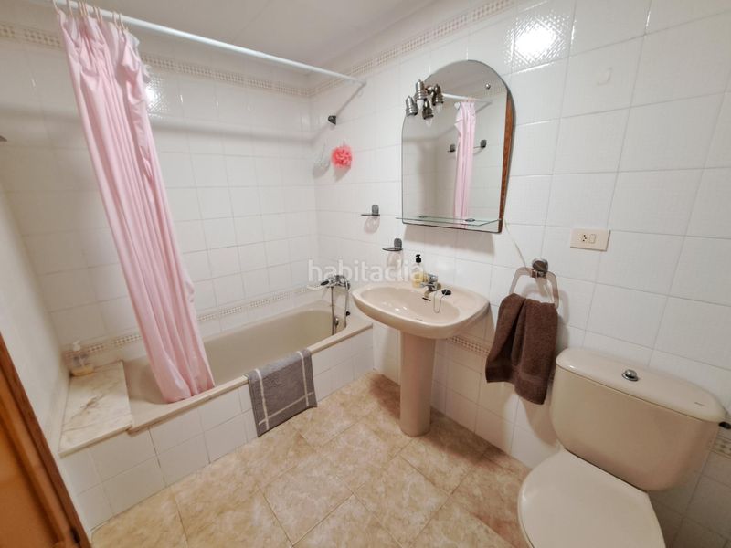 Foto c8ada879-c98f-40c4-9c31-3e24cd439997. Apartament amb aparcament a Les Palmeres Sueca