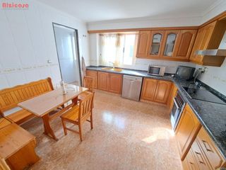 Penthouse in Pere Crespí. Precioso ático con vistas despejadas al parque pere crespí