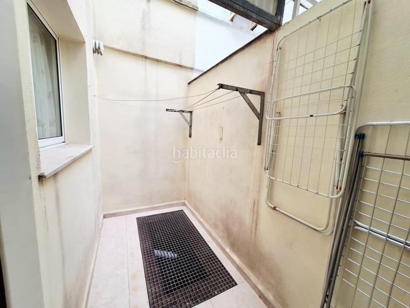 Foto 239e495d-00cd-42f2-b9fa-d6e5de92fa8e. Lloguer casa adossada a Carcaixent