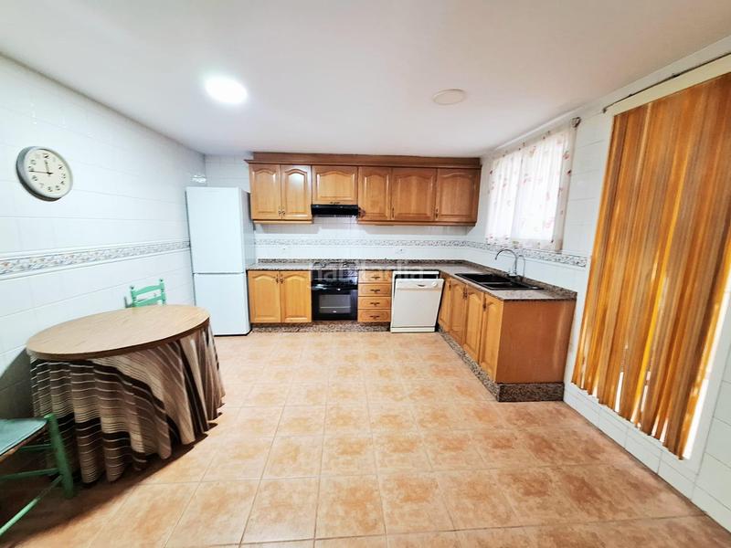 Foto 5472f9c8-3085-4657-be47-863c71c46632. Lloguer casa adossada a Carcaixent