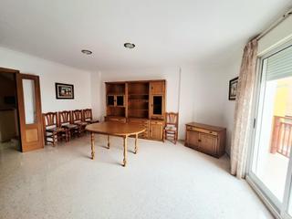 Semi detached house in Carcaixent