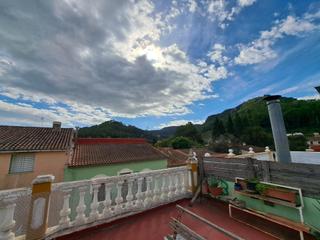 Maison à Urbanitzacions i Pedanies Sud. Se vende estupenda casa en la barraca daigues vives en alzira