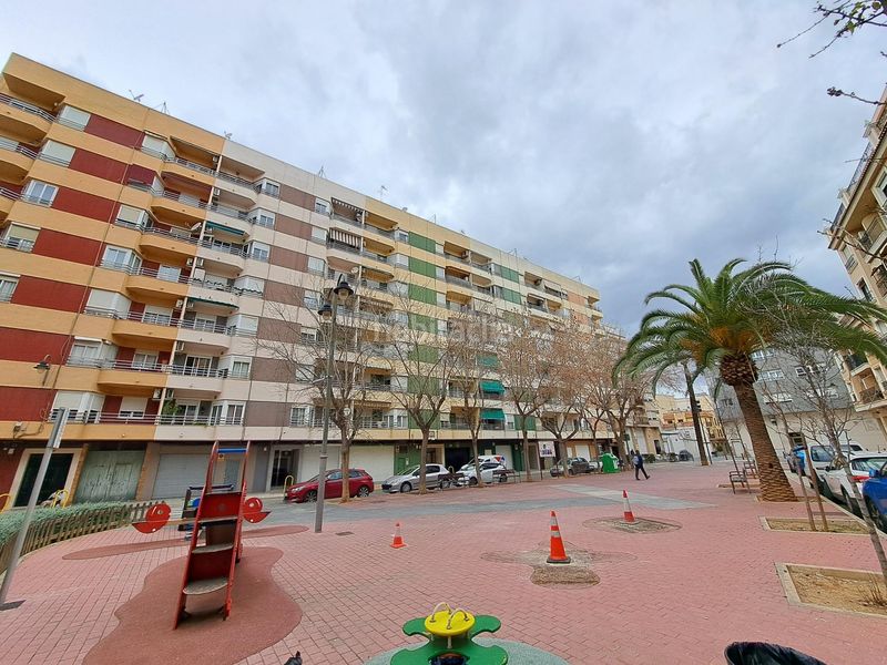 Foto 8a45aa31-9ee7-41fc-bc9c-75c8db292ec9. Pis a Alquenència - Venècia Alzira