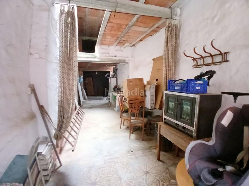 Foto 7e73d64b-5c14-4ff9-b41e-5d3d5c34103c. Casa amb aparcament a Carcaixent