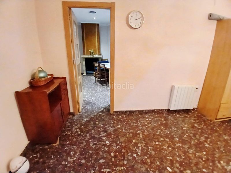 Foto b9bb59ac-e7bd-43c7-a72e-1e1638739621. Casa amb aparcament a Carcaixent