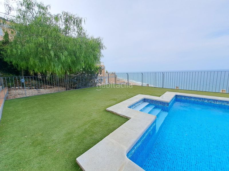 Foto b33ae8e3-e1cc-48f4-8681-8468f86613d0. Casa adossada amb aparcament piscina a El Faro Cullera