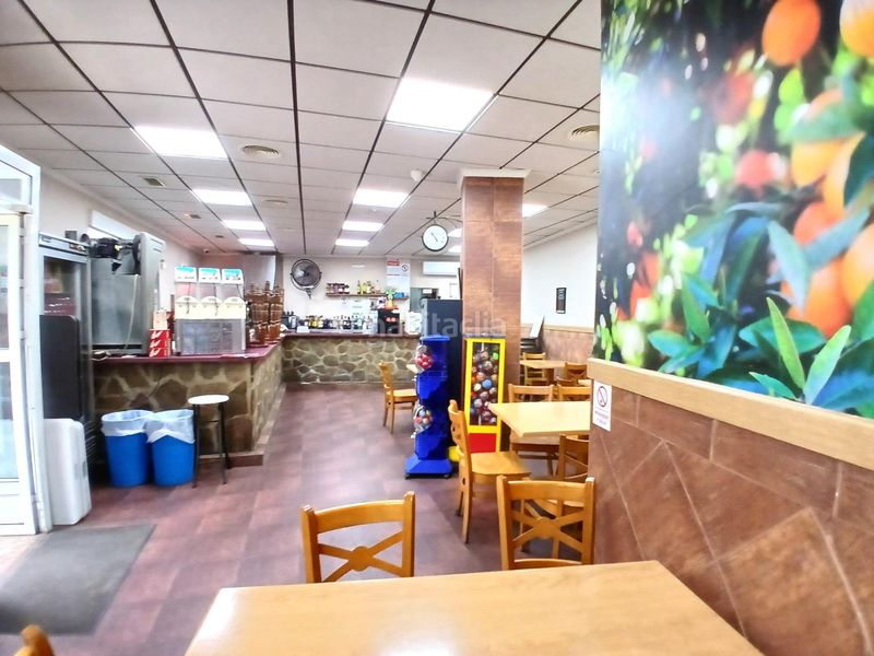 Foto cdcb2627-7c42-4651-8bac-7502d50d8bfc. Local comercial a Rafelguaraf