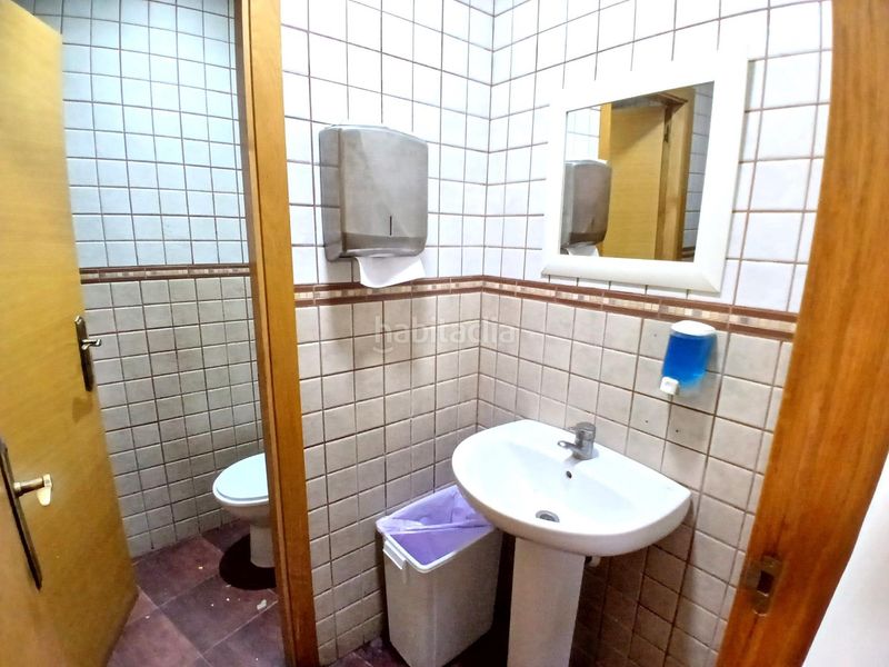 Foto d7b5c8fa-935f-4cd1-aaa3-c5c97be9d218. Local comercial a Rafelguaraf