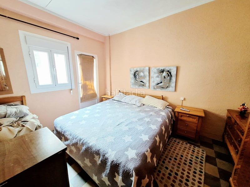 Foto a8017f6b-64dc-4def-9ab6-9a53033edbc3. Casa amb aparcament a Carcaixent