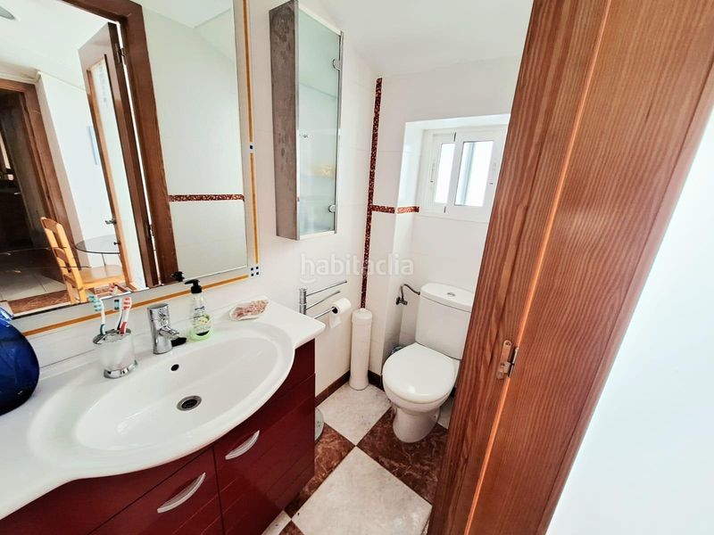 Foto bb928256-11c3-4a67-871a-0ecf8171304a. Casa amb aparcament a Carcaixent