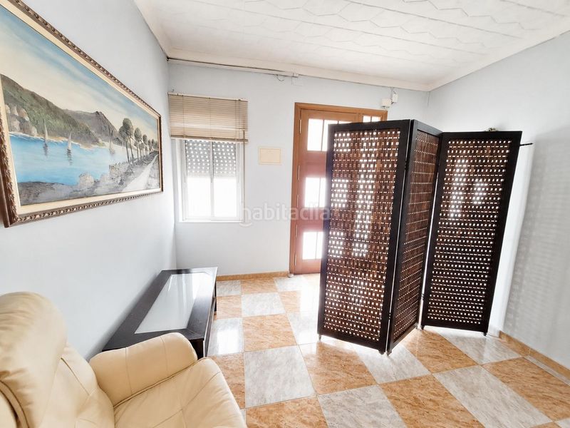 Foto d1ceb039-9c0e-408e-9c8f-61eb06341e6a. Casa amb aparcament a Carcaixent