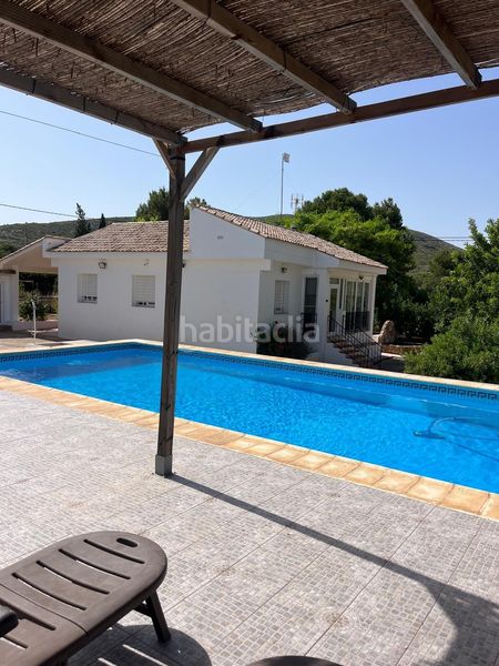 Foto 62a2966e-08f8-4e37-a85a-0632809d066c. Xalet amb calefacció piscina a Llombai