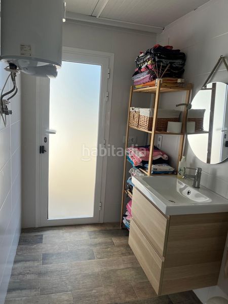 Foto b66f52d8-8b44-4373-b3fb-2b235a4b3aa8. Xalet amb calefacció piscina a Llombai