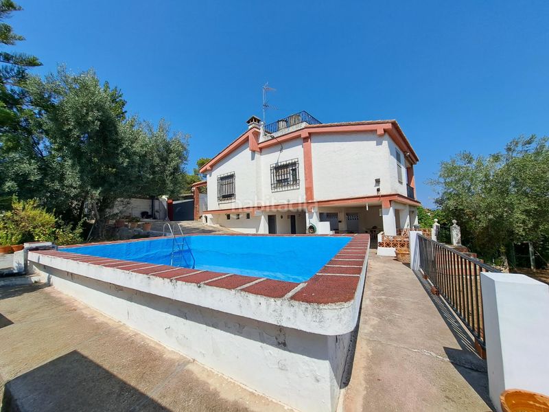 Foto 6e1a3b02-a7bf-47e8-834e-e66295a6cbfc. Xalet amb aparcament piscina a Alberic