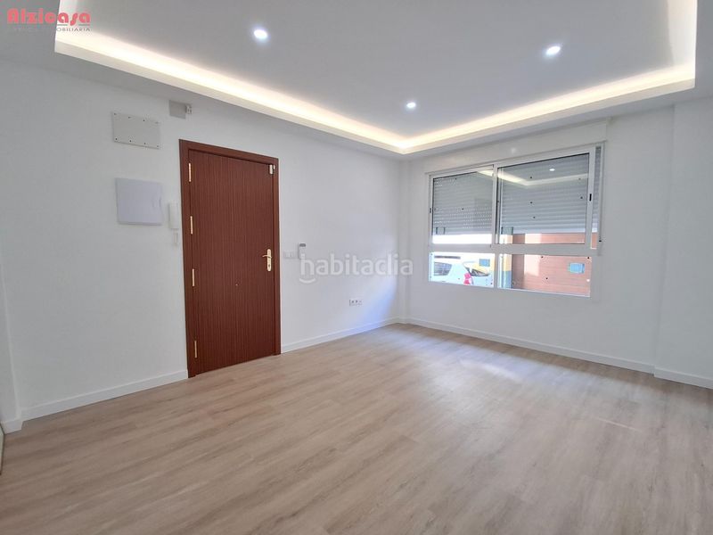 Foto 981c5081-ffce-48b3-b713-1f6a2e51ac10. Planta baixa a Carcaixent