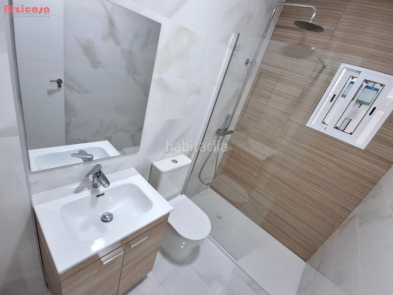 Foto a1a4b3c4-30d9-4de2-be75-8b361c52ac30. Planta baixa a Carcaixent
