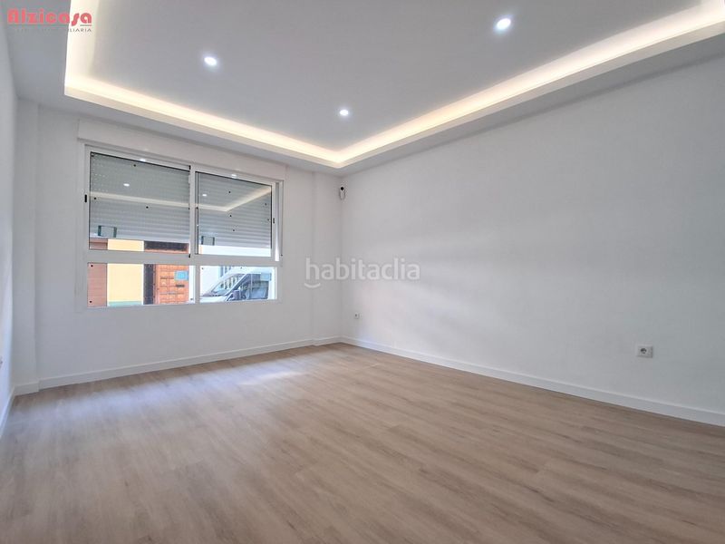 Foto c9cf2b0e-096a-4dca-b903-0f40789c939d. Planta baixa a Carcaixent