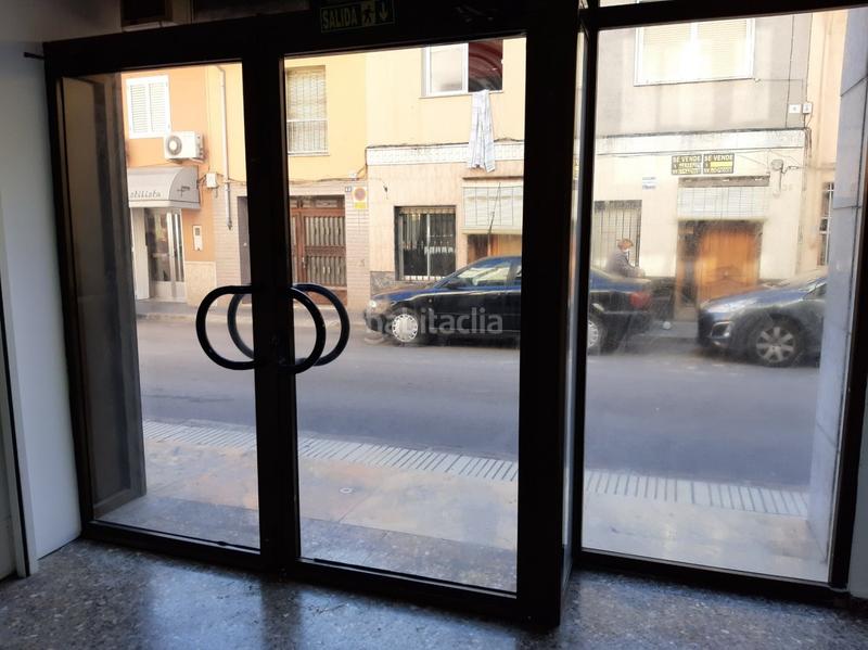 Foto 24dba1ac-2581-4bf1-a14e-29b2f150ffde. Edificio  cuatro plantas en el centro en Alquenència - Venècia Alzira