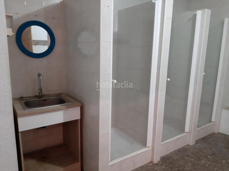 Foto 54dd4165-27dc-46bb-a25d-a42eb1766ca0. Edificio  cuatro plantas en el centro en Alquenència - Venècia Alzira