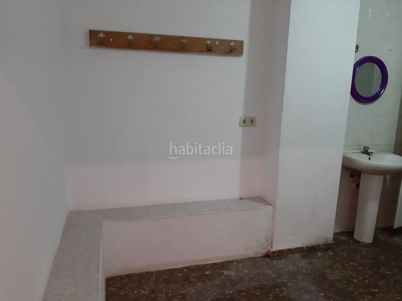 Foto f168ec05-6723-4b39-83c8-68142a23398f. Edificio  cuatro plantas en el centro en Alquenència - Venècia Alzira