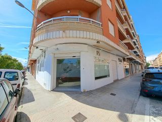 Local Comercial  Calle carrer verge del lluch. Local comercial esquina a dos calles