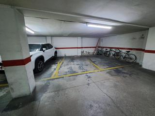 Aparcament cotxe a La Vila. Plaza de garaje en venta en zona centro, ayuntamiento hacienda.