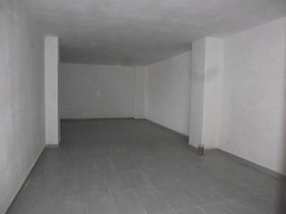 Büro  Gran vía de la comunitat valenciana. Local en planta entresuelo en venta. alzira