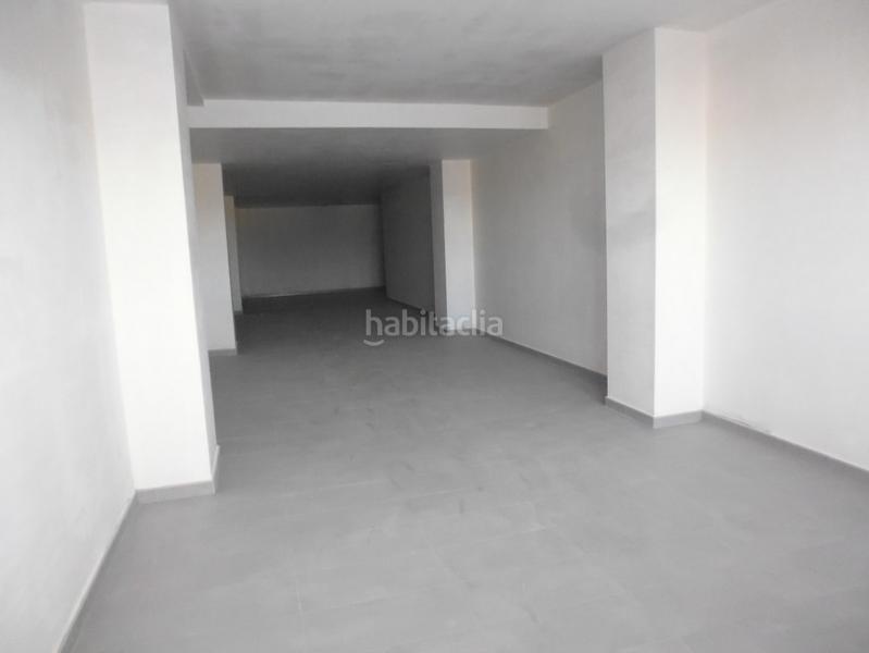 Foto a539a9c0-cb7e-475a-b2ce-12fa951d22fb. Oficina local en planta entresuelo en venta. en Tulell Alzira