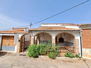 Chalet à Urbanitzacions i Pedanies Nord. Chalet en venta en urbanización el respirall alzira